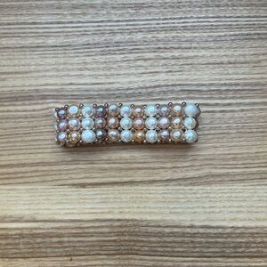 Y2K 2000’s Pearl Bracelet Cuff